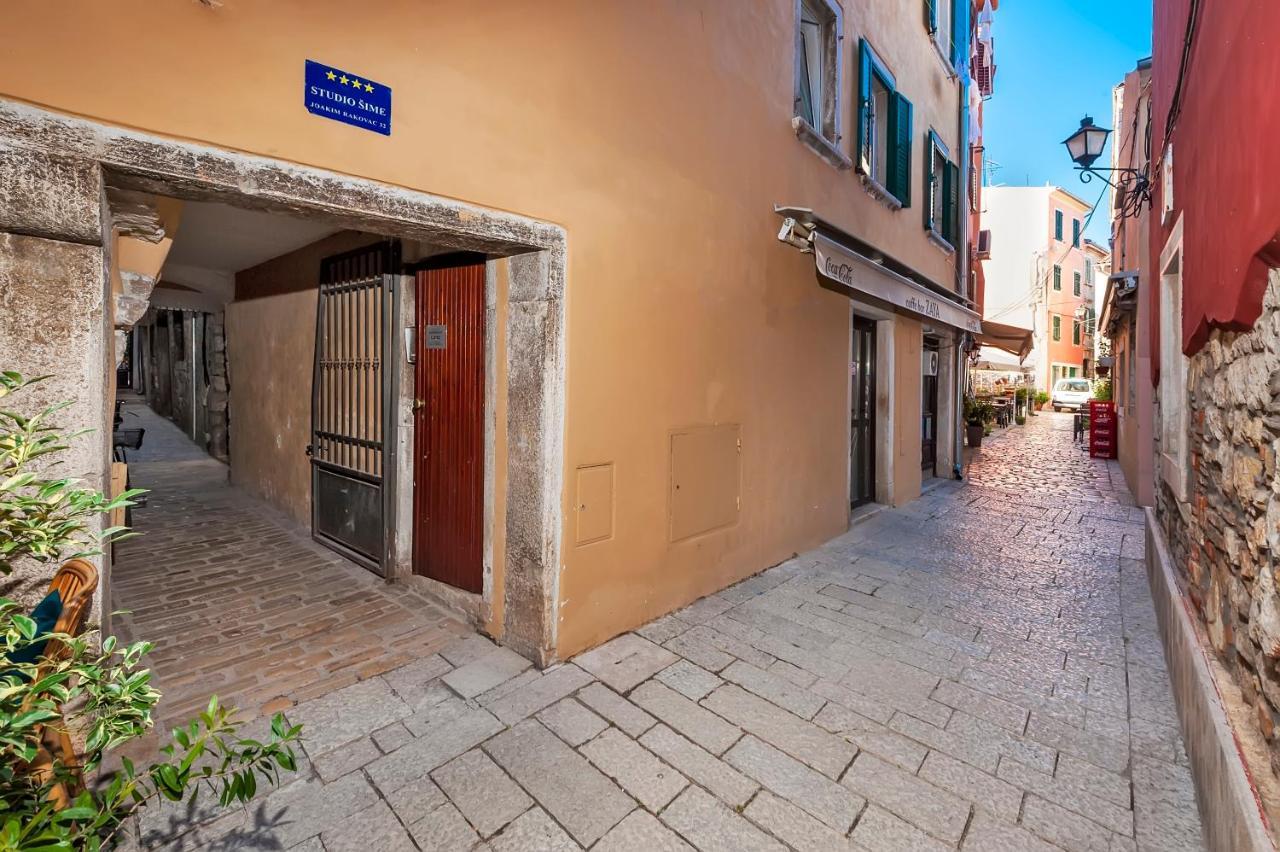Otto Apartment With Sea View And Parking Rovinj Bagian luar foto